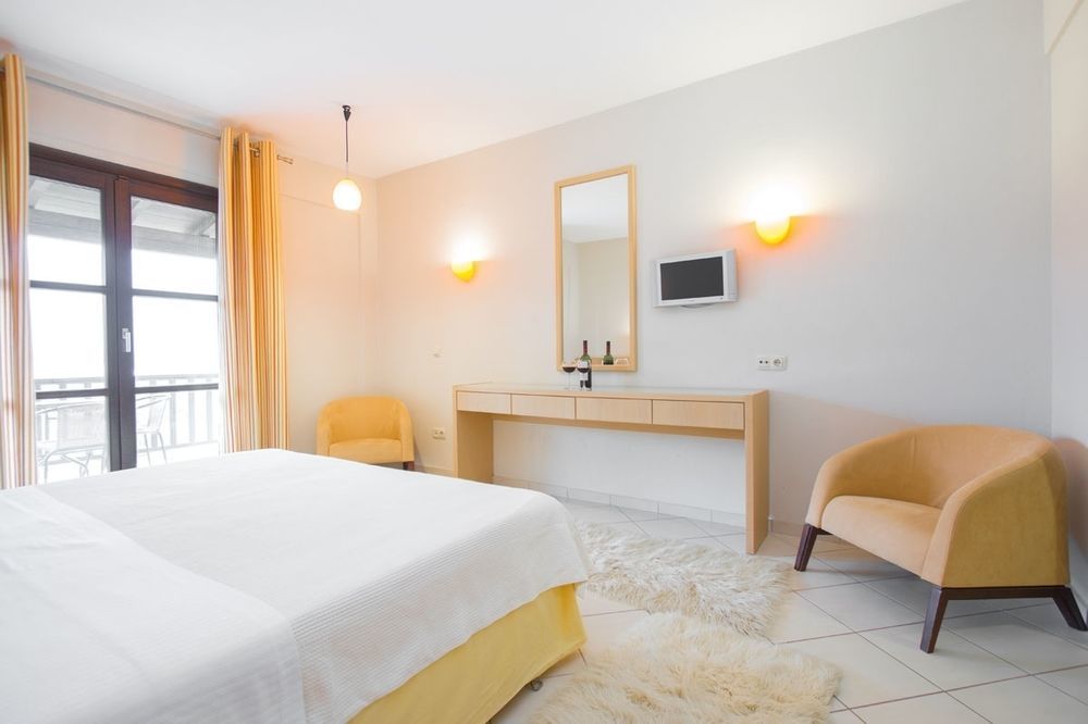 Hotel Meteora At Kastraki 4*
